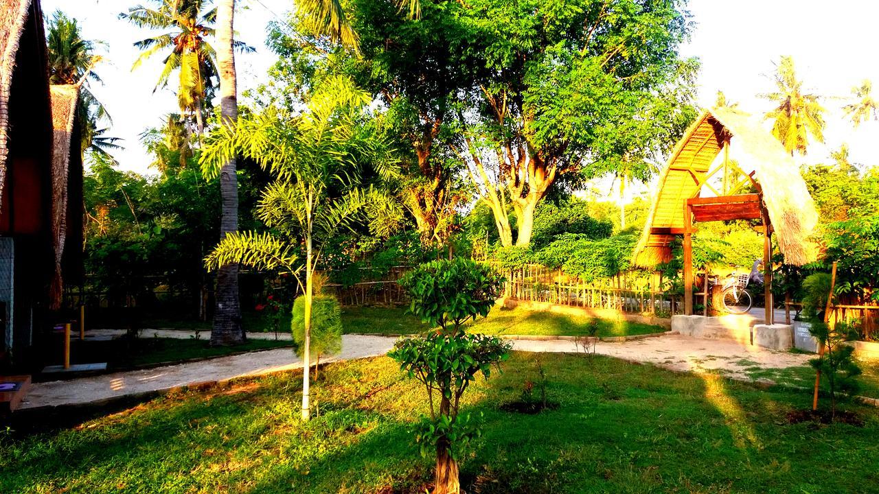 Ofal Lumbung Gili Air Buitenkant foto